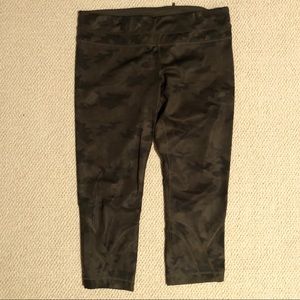 Lululemon camo leggings